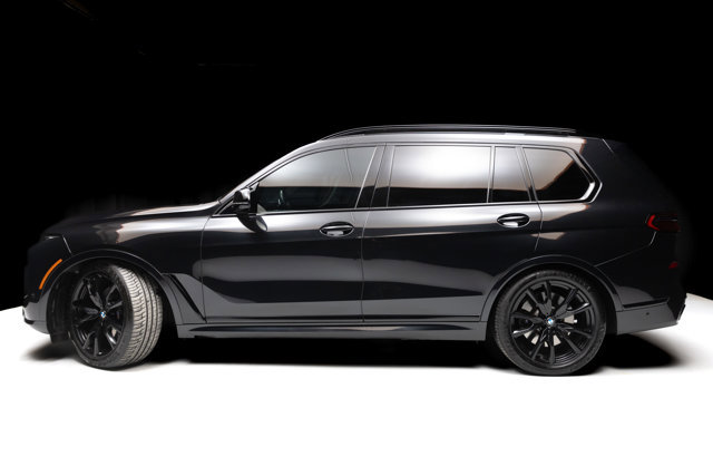 Used 2024 BMW X7 M60i w/ Executive Package image 26