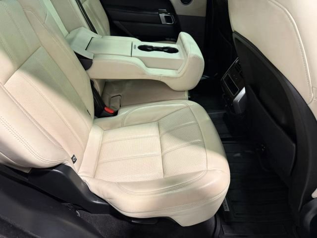 Used 2019 Land Rover Range Rover Sport HSE image 31