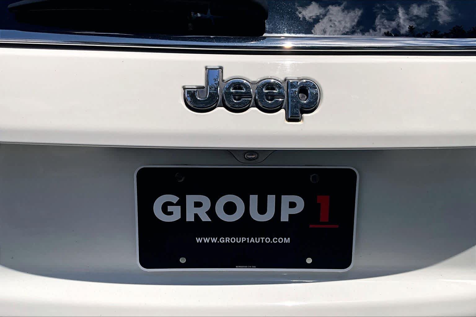 Used 2018 Jeep Compass Latitude w/ Popular Equipment Group FWD image 33