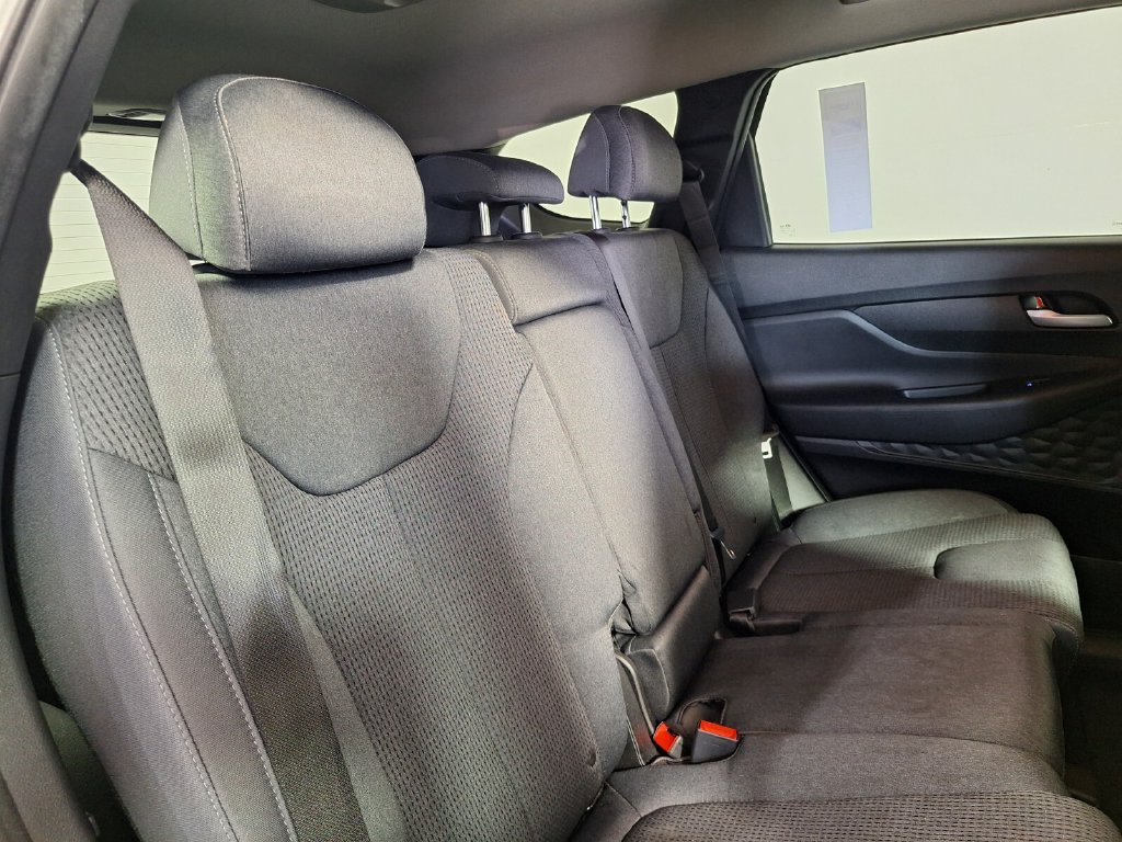 Used 2023 Hyundai Santa Fe SEL FWD image 28
