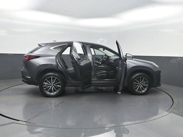 Used 2023 Lexus NX 250 FWD w/ Towing Package (2000 Lbs) image 36