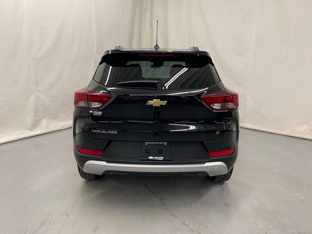 Used 2023 Chevrolet TrailBlazer LT FWD image 7