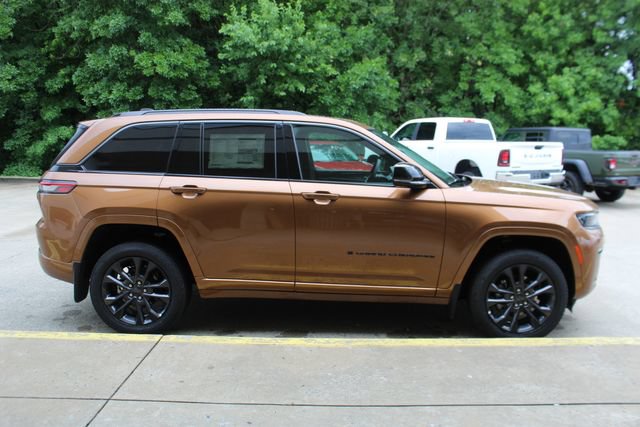 New 2026 Jeep Grand Cherokee Limited AWD/4WD image 5