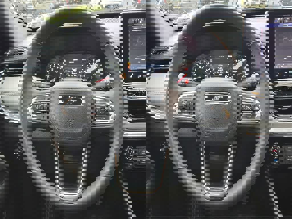 Used 2024 Jeep Compass Limited image 12