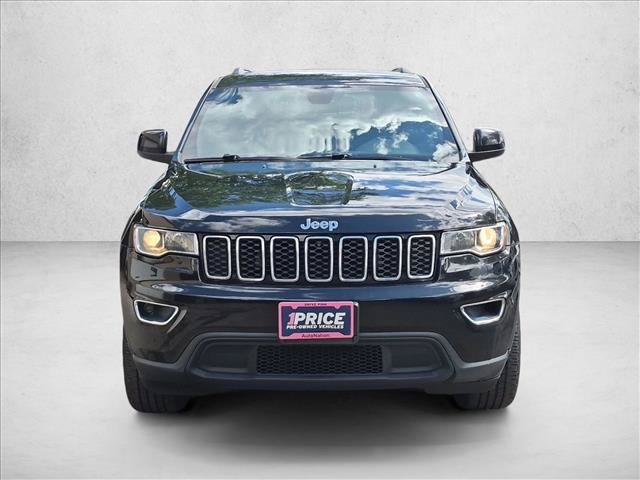 Used 2021 Jeep Grand Cherokee Laredo AWD/4WD image 2