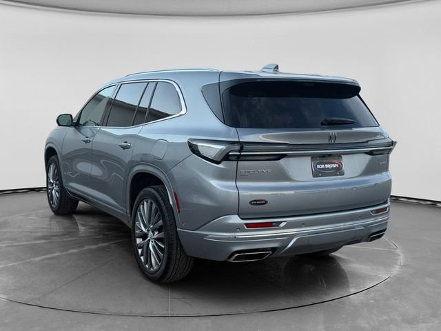 Used 2025 Buick Enclave Avenir w/ Super Cruise Package AWD/4WD image 5