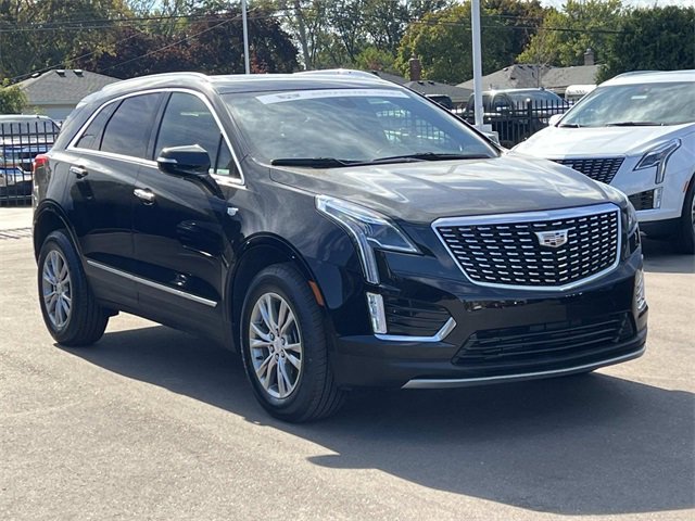 Certified 2022 Cadillac XT5 Premium Luxury w/ LPO, Floor Liner Package image 7