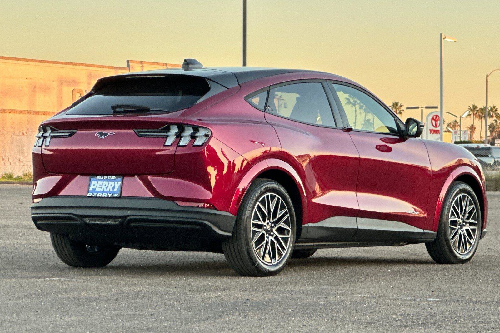 New 2025 Ford Mustang Mach-E Premium image 4