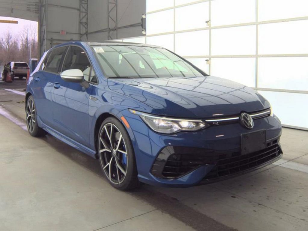 Used 2024 Volkswagen Golf R image 4