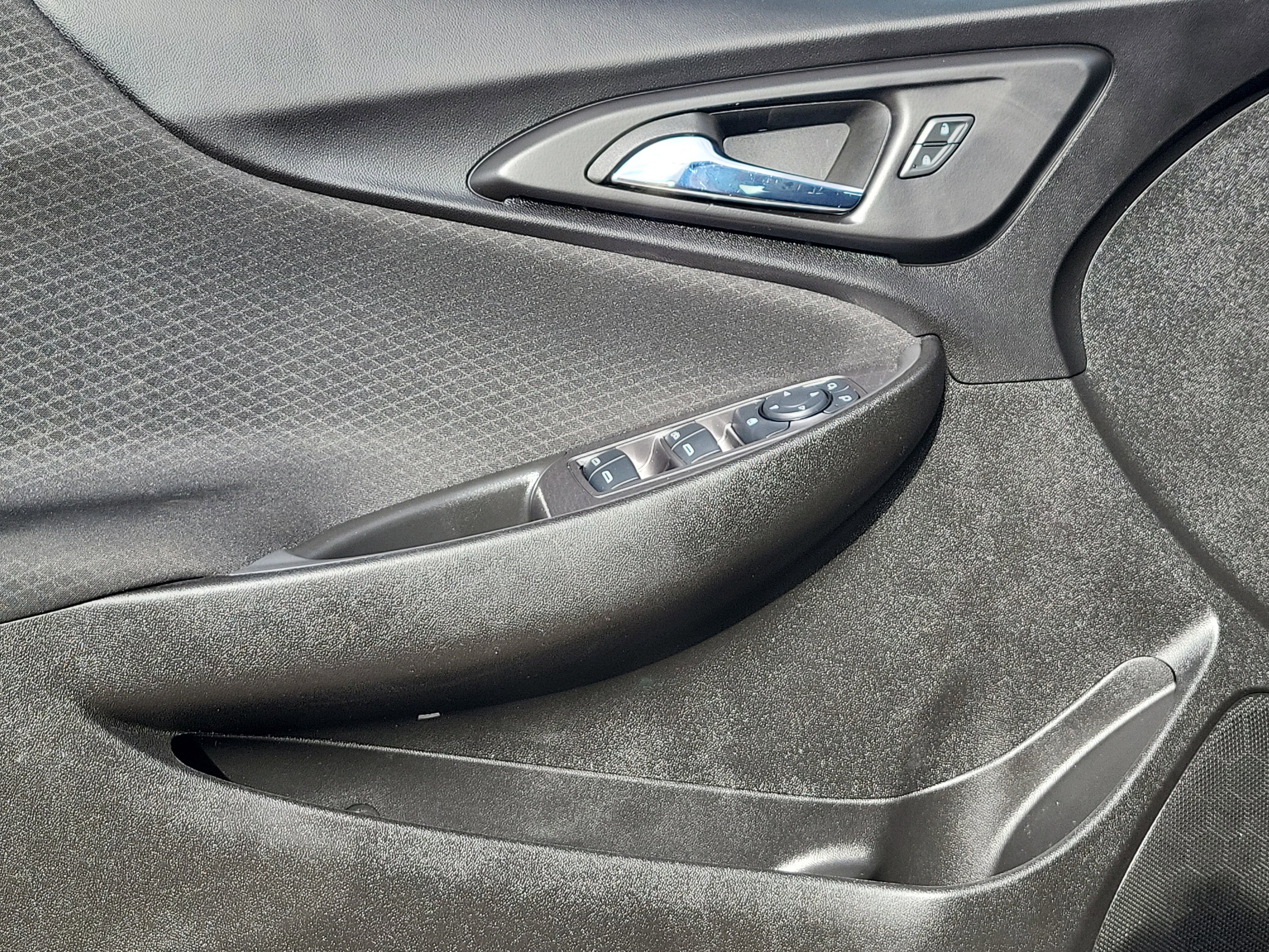 Used 2023 Chevrolet Malibu LT image 6