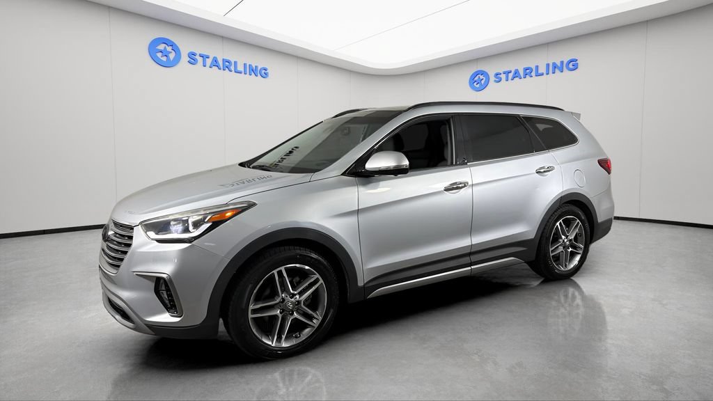 Used 2017 Hyundai Santa Fe Limited FWD image 2