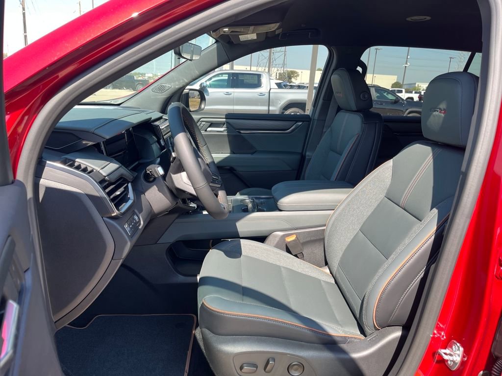 New 2026 GMC Acadia AT4 w/ LPO, Floor Liner Package image 10