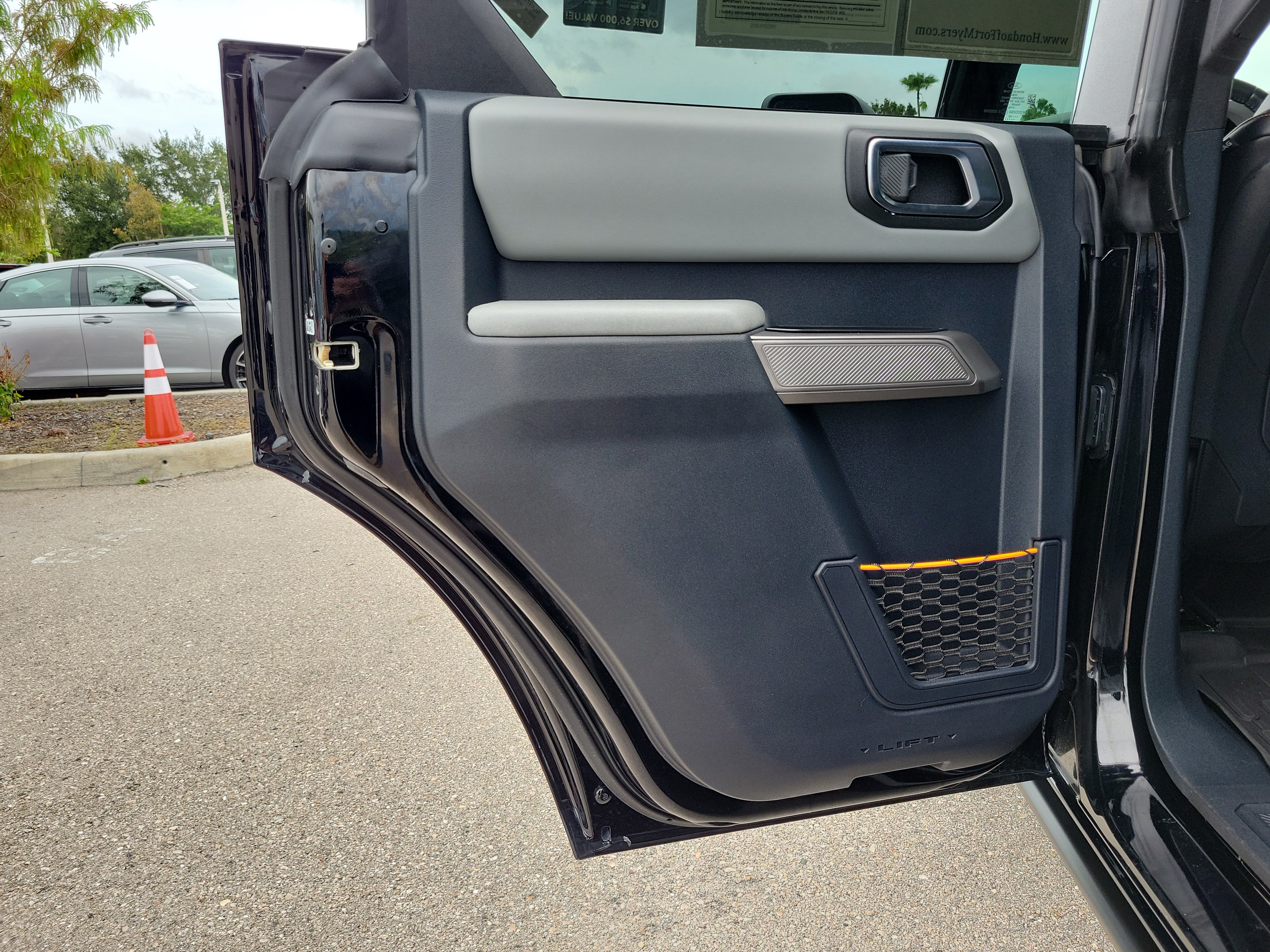 Used 2022 Ford Bronco Badlands AWD/4WD image 14