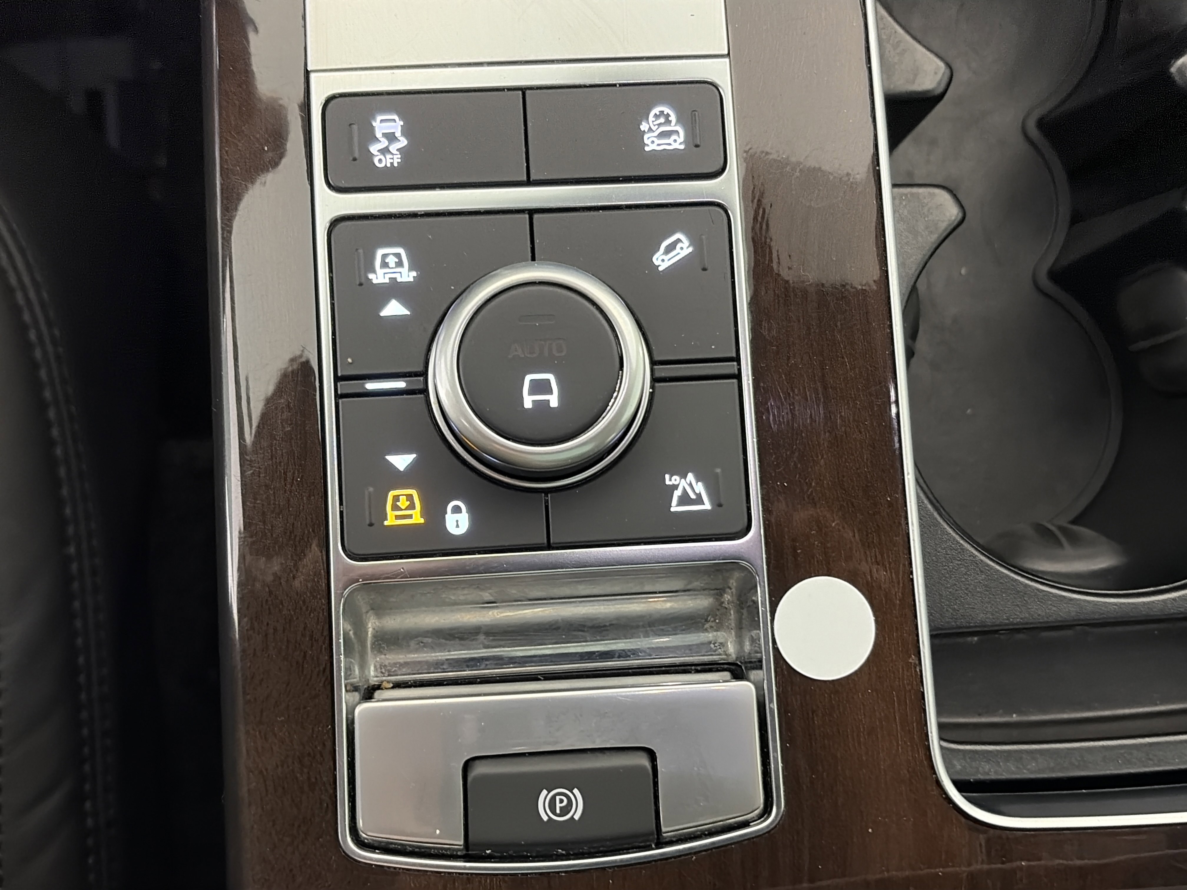 Used 2019 Land Rover Range Rover Long Wheelbase Supercharged image 31