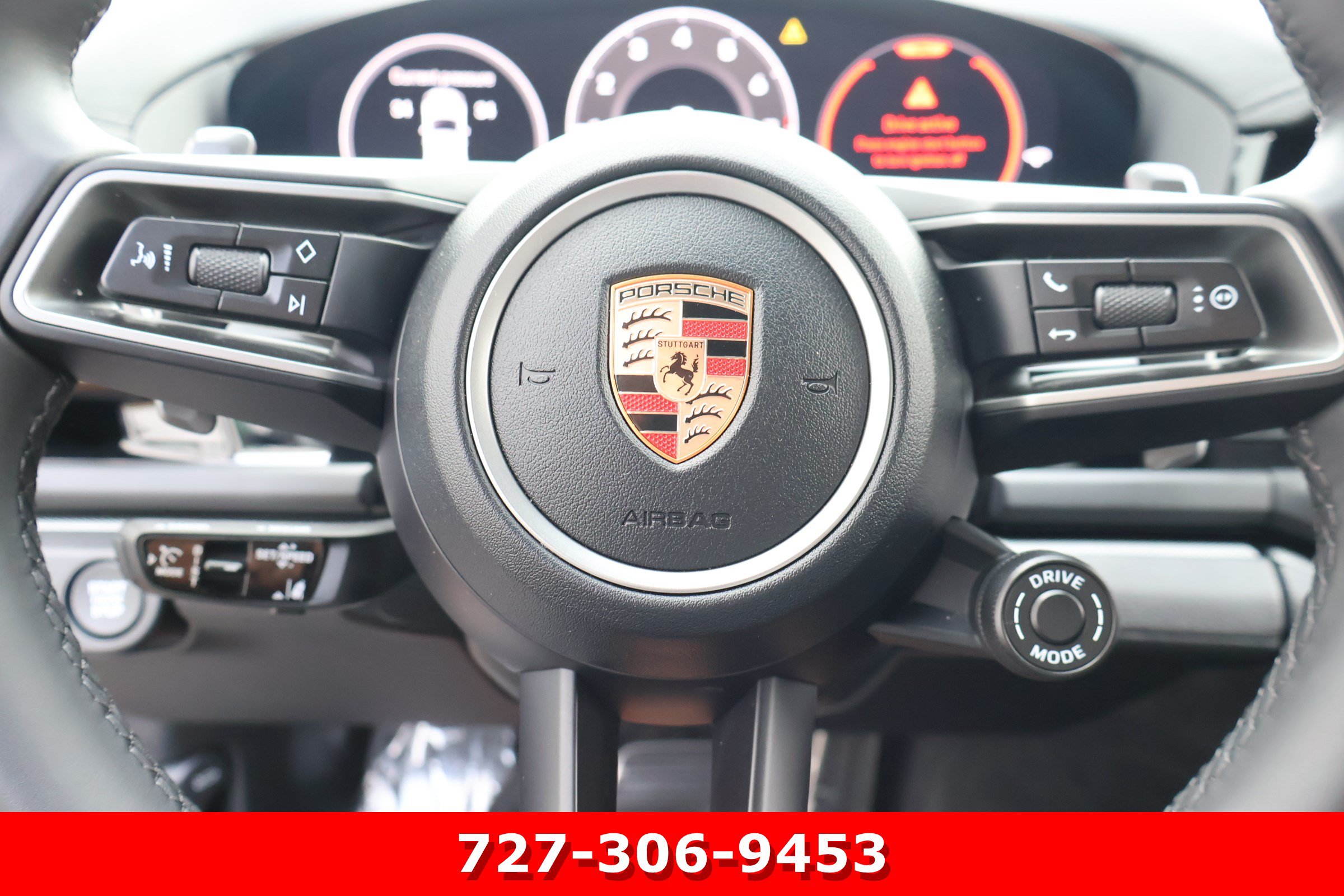 Used 2026 Porsche Panamera image 23