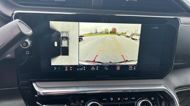 Certified 2025 GMC Sierra 2500 AT4X w/ AT4X AEV Edition AWD/4WD image 24