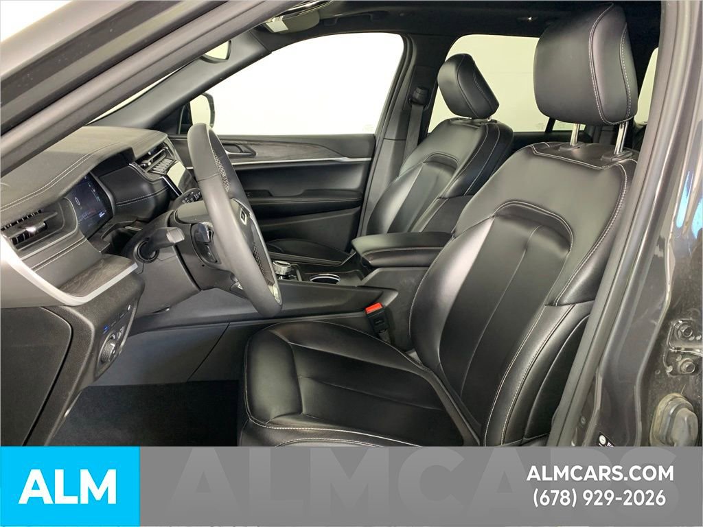 Used 2024 Jeep Grand Cherokee Limited 4xe image 15