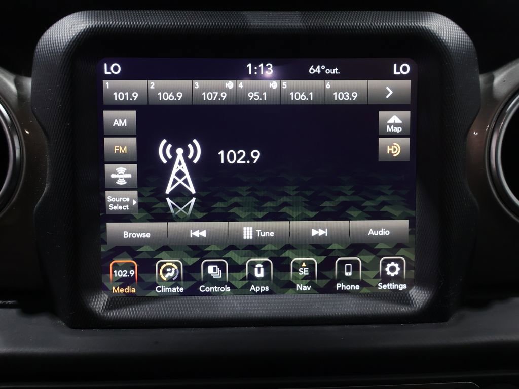 Used 2020 Jeep Gladiator Overland image 27
