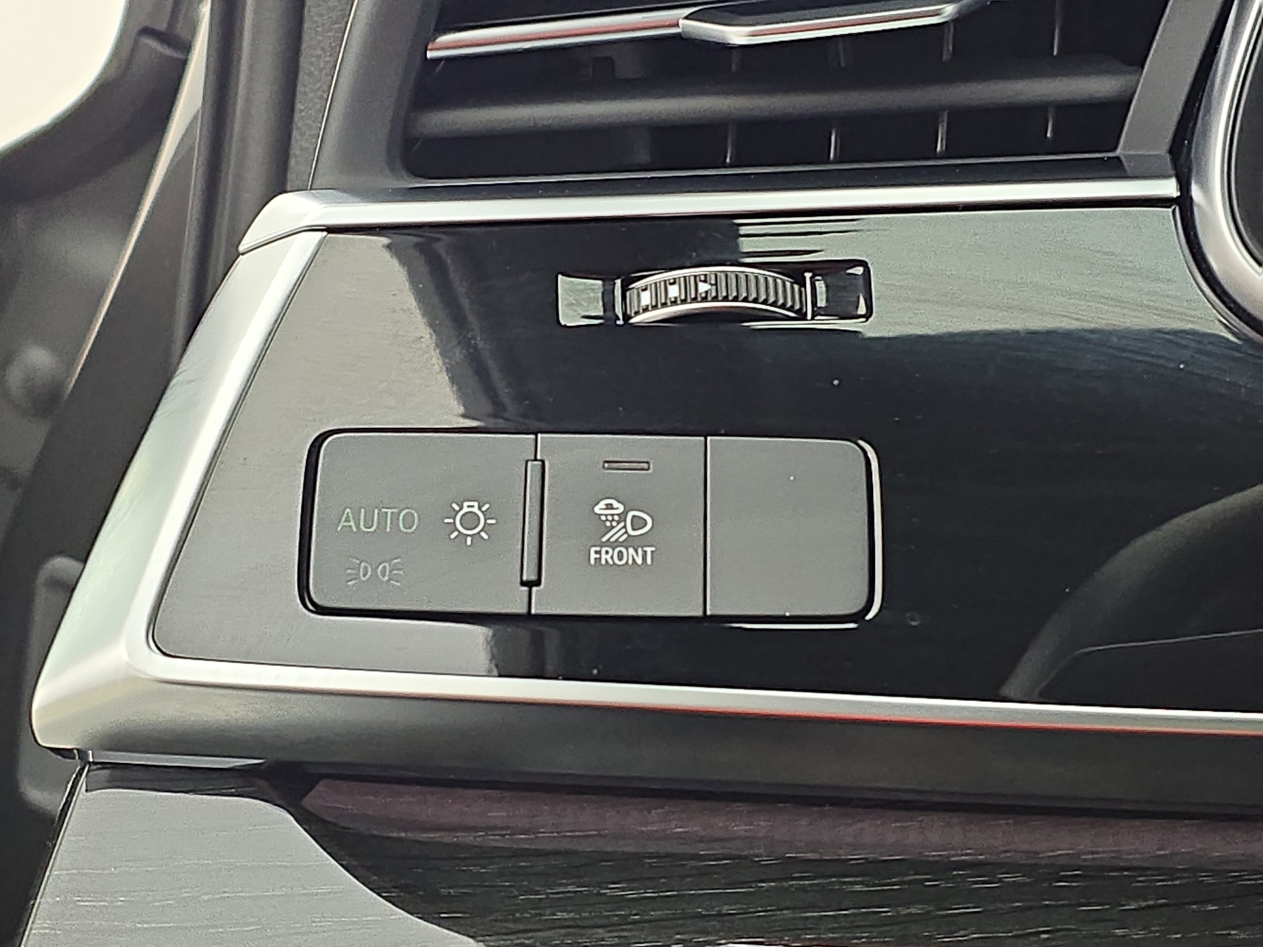 Used 2025 Audi Q7 2.0T Premium w/ Convenience Plus Package image 28