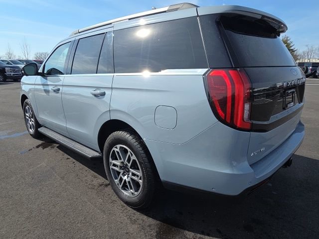 Certified 2025 Ford Expedition Active image 14