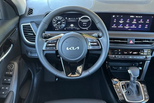 New 2026 Kia Seltos EX w/ EX Sunroof Package FWD image 17