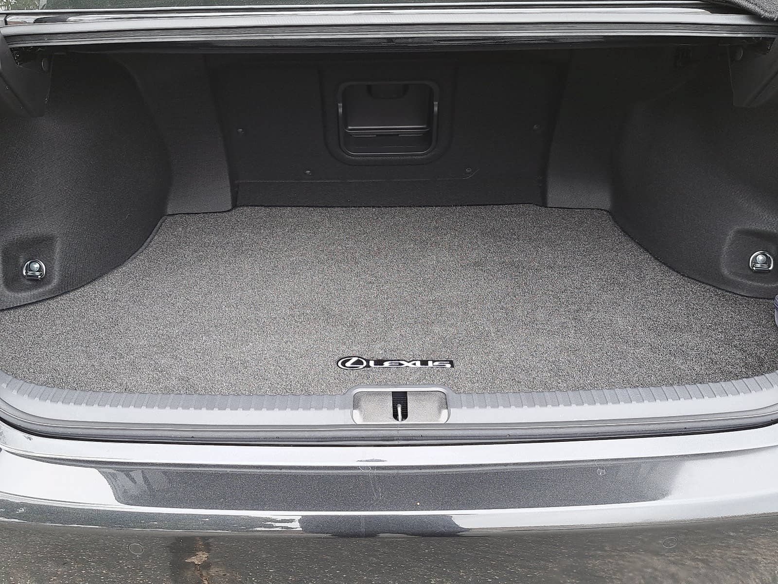 Used 2023 Lexus ES 350 w/ Premium Package FWD image 12
