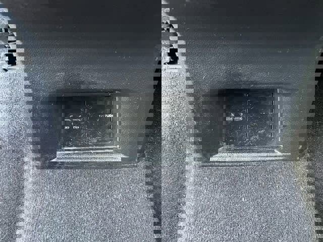 Used 2022 Volkswagen Atlas SE image 29