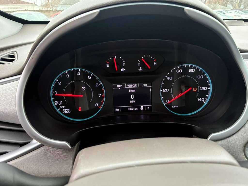 Used 2023 Chevrolet Malibu LS FWD image 15