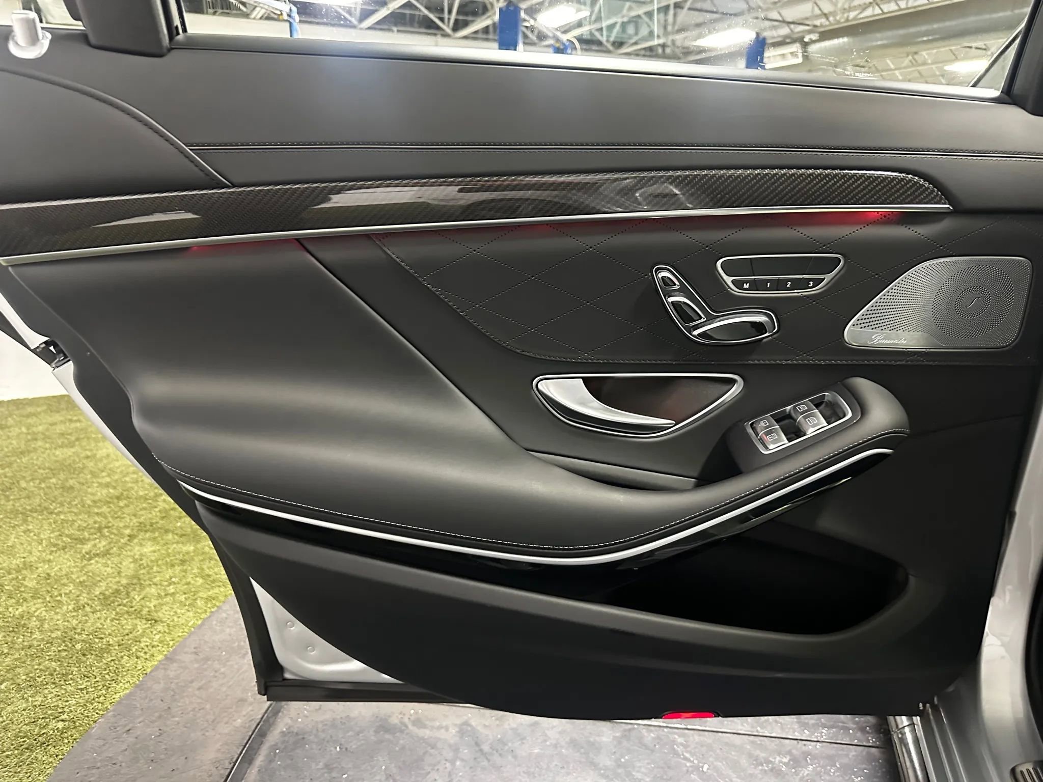 Used 2019 Mercedes-Benz S 63 AMG S 4MATIC Sedan image 16