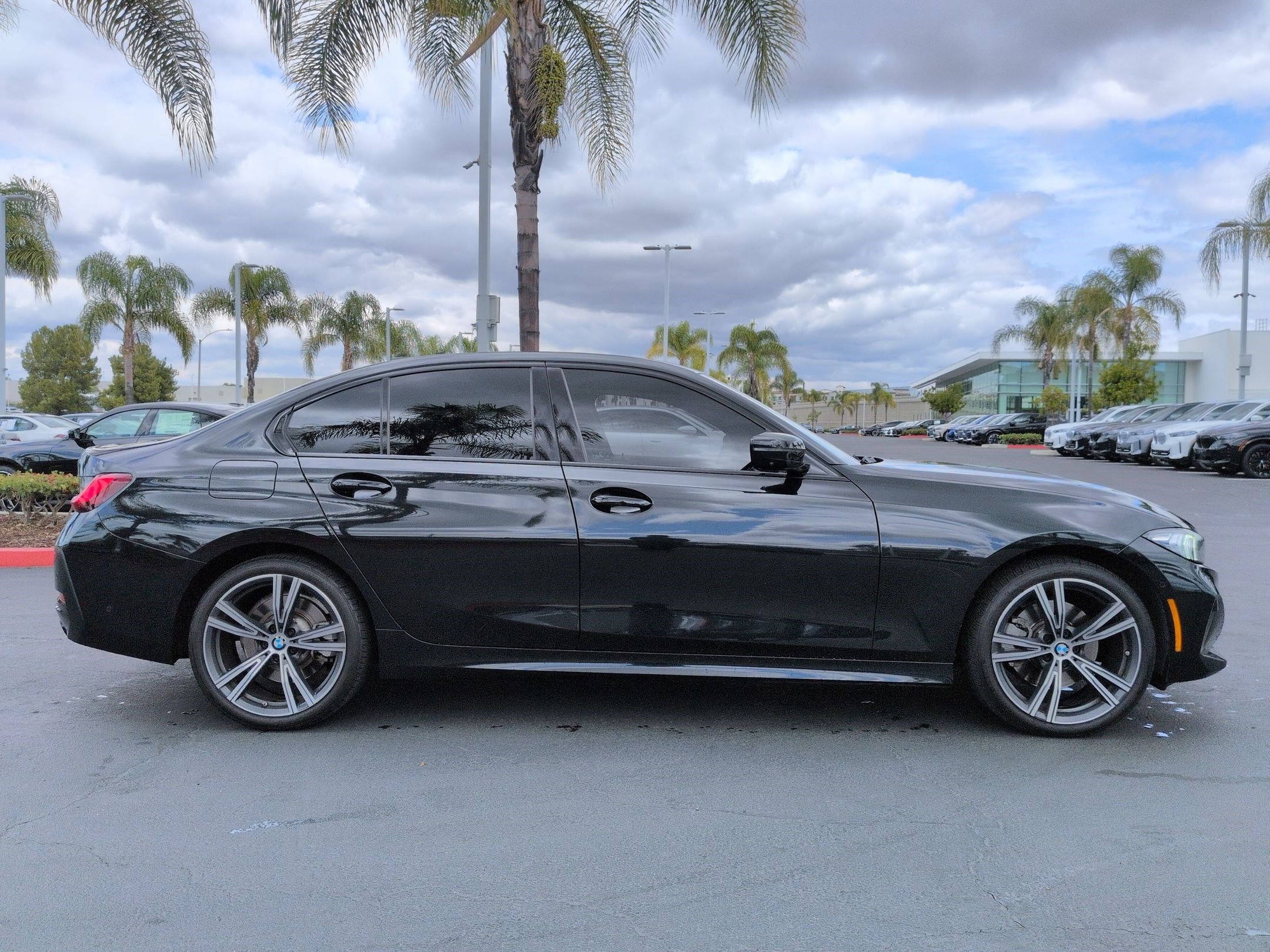 Certified 2023 BMW 330i Sedan w/ Premium Package RWD image 11