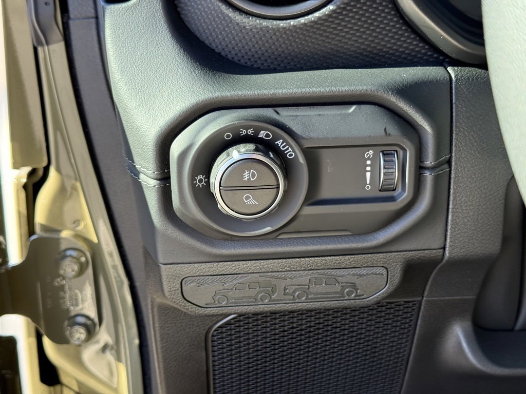 New 2026 Jeep Gladiator Rubicon image 18