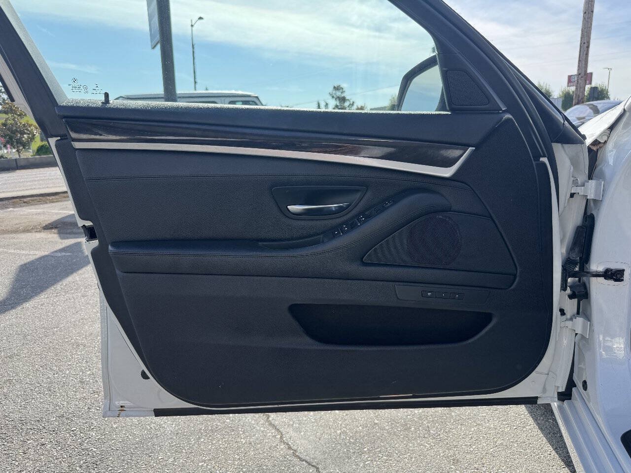 Used 2015 BMW 528i Sedan RWD image 24