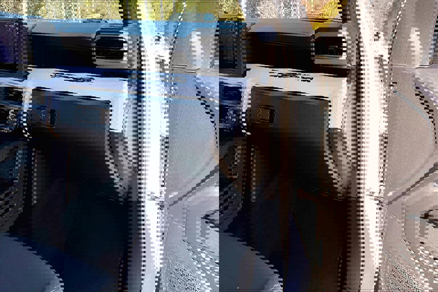 Certified 2024 Toyota Tacoma TRD Off-Road image 18