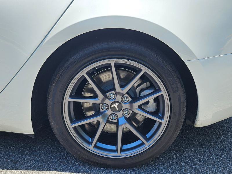 Used 2023 Tesla Model 3 Standard Range RWD image 19