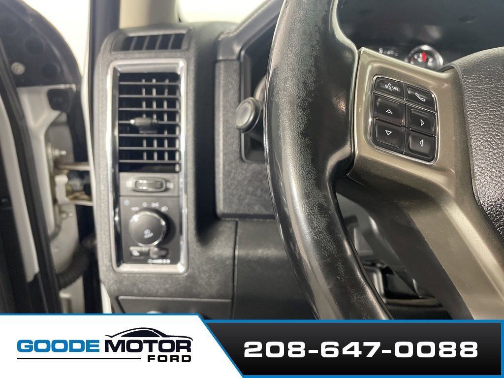 Used 2018 RAM 3500 Laramie w/ Cold Weather Group AWD/4WD image 13
