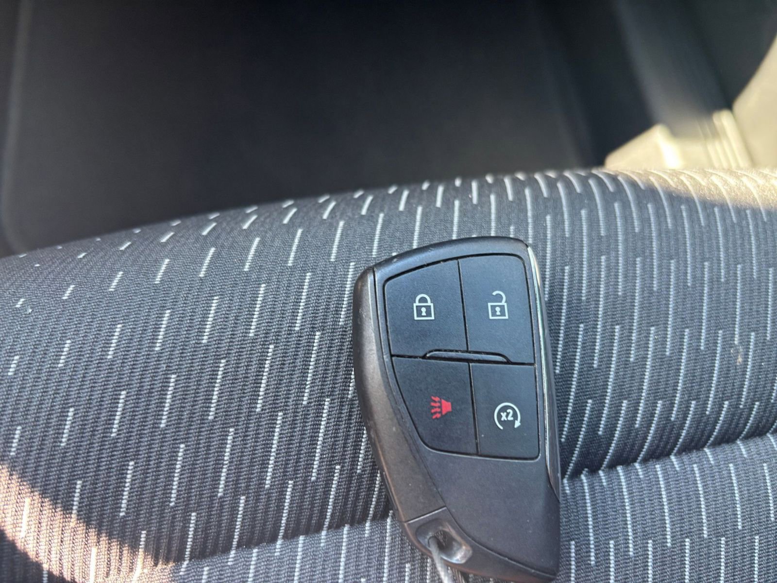 Used 2025 Chevrolet Equinox LT FWD image 18