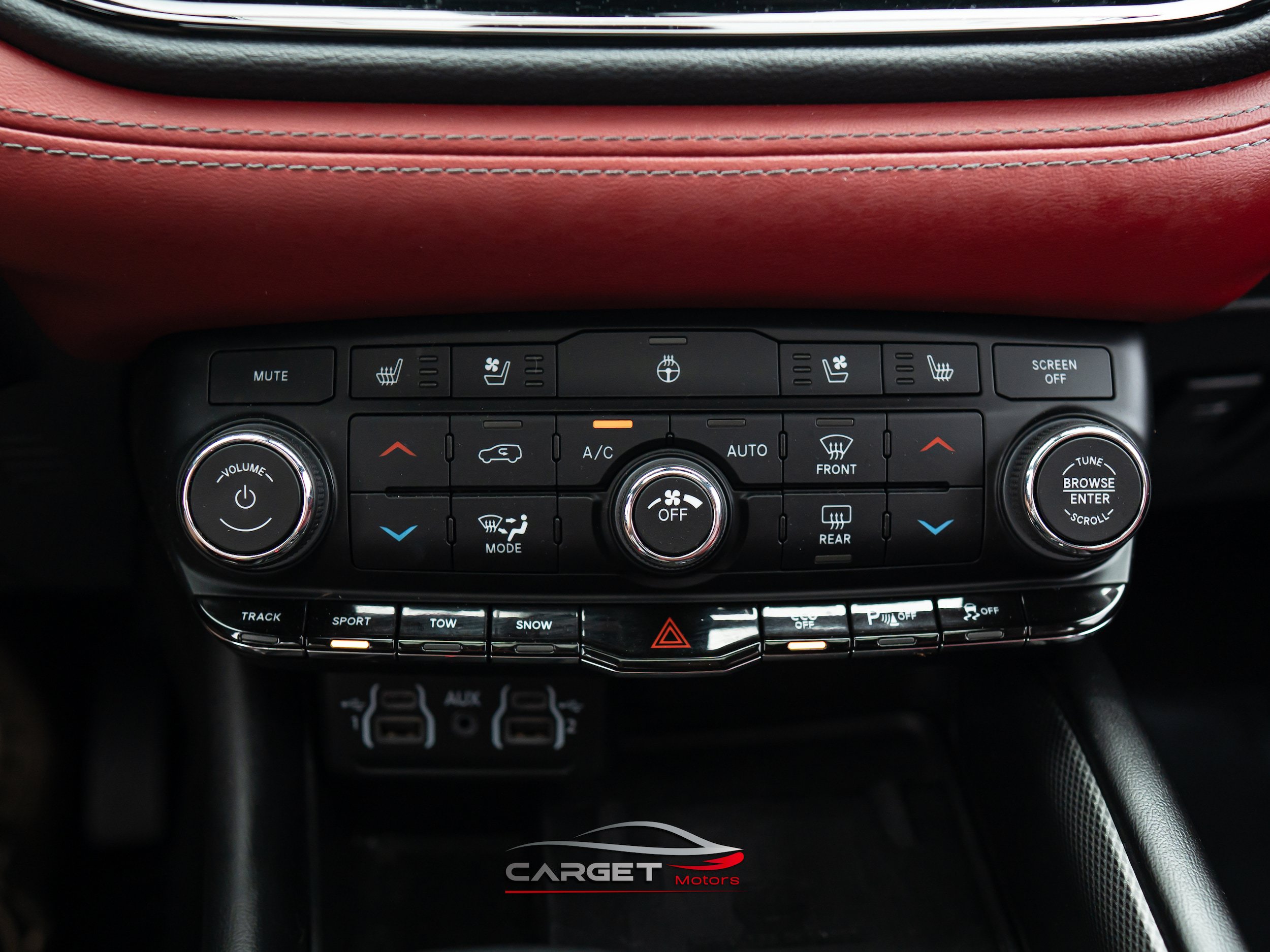 Used 2021 Dodge Durango R/T w/ Tow 'N Go Package AWD/4WD image 33