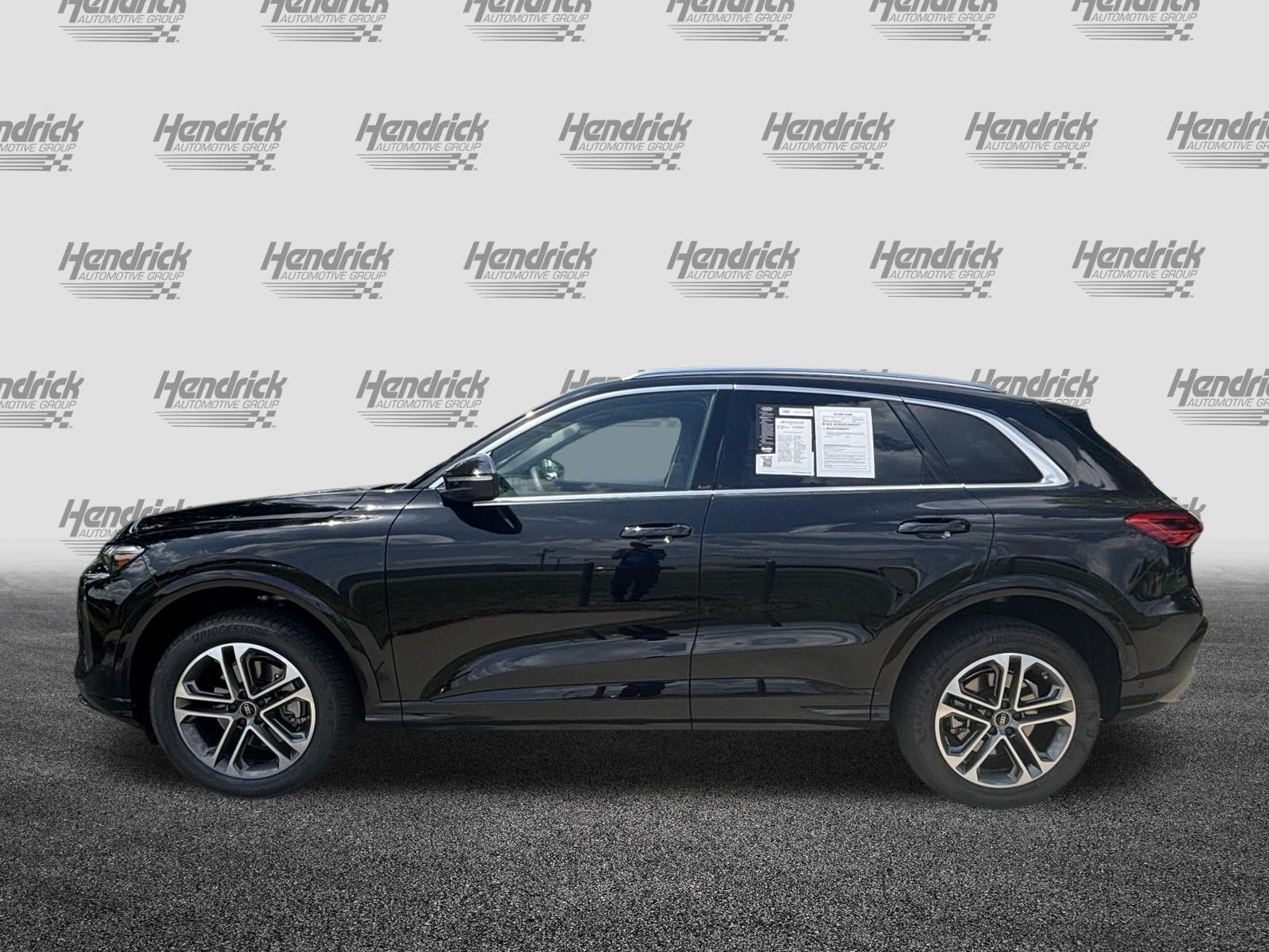 Certified 2025 Audi Q5 Premium w/ Premium Plus AWD/4WD image 7