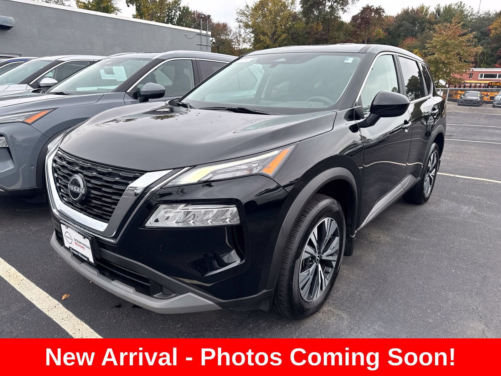 Certified 2023 Nissan Rogue SV AWD/4WD image 1