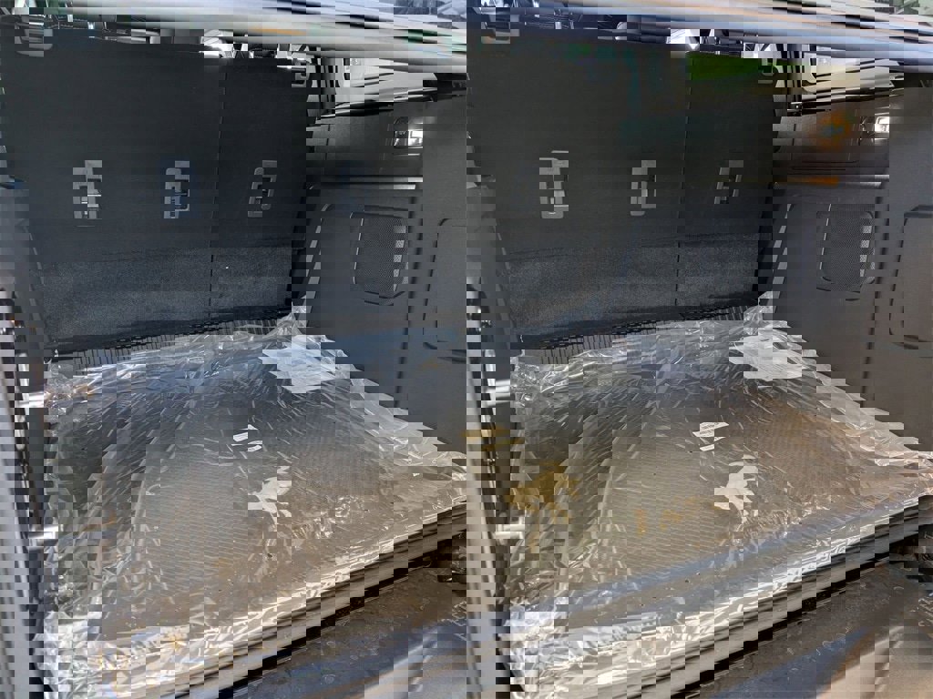 New 2025 Ford Bronco Raptor image 32