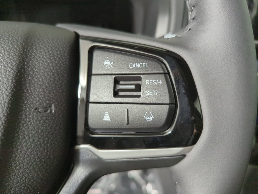 New 2026 Honda Odyssey Touring image 25