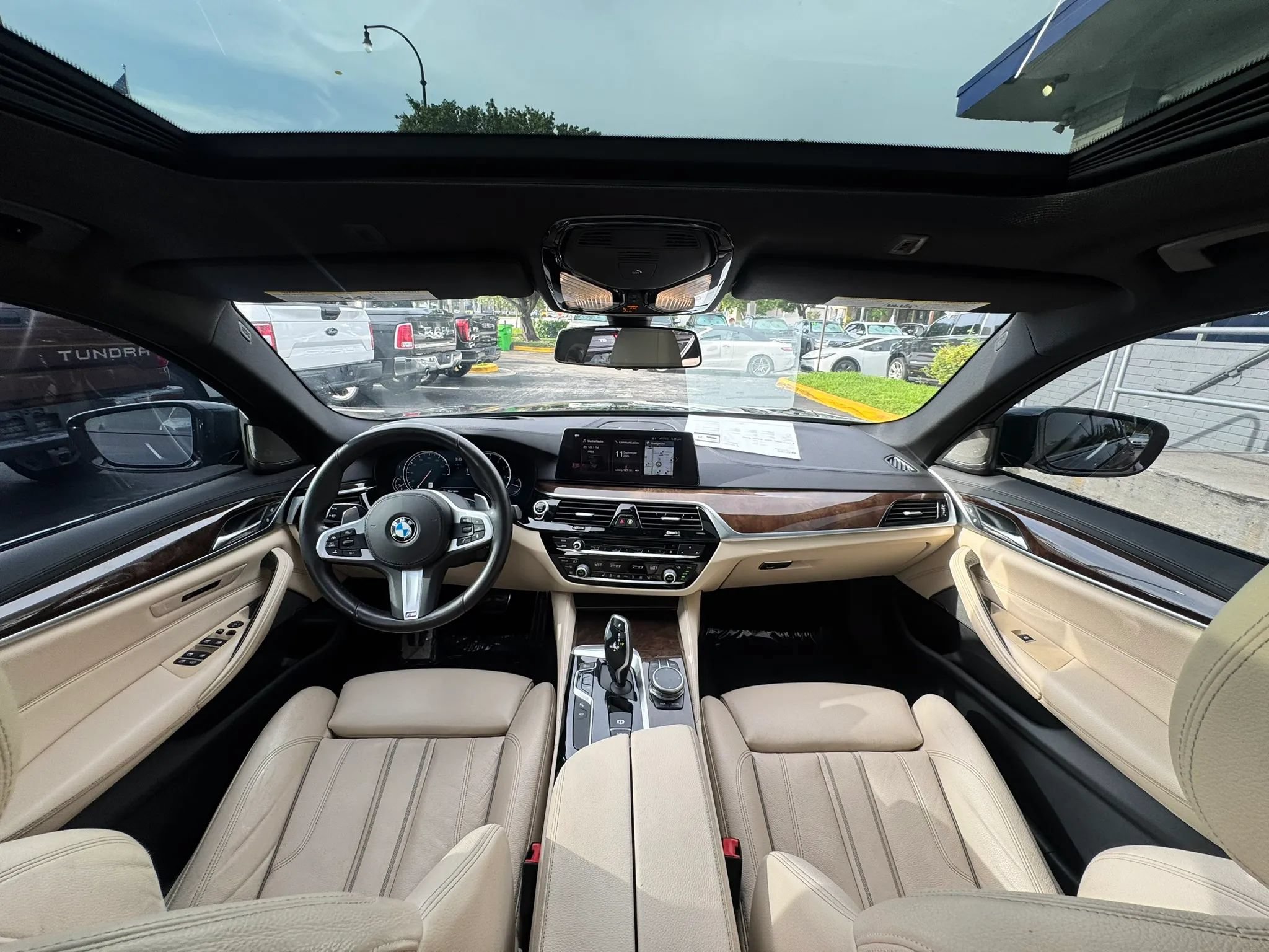 Used 2018 BMW 540i RWD image 18