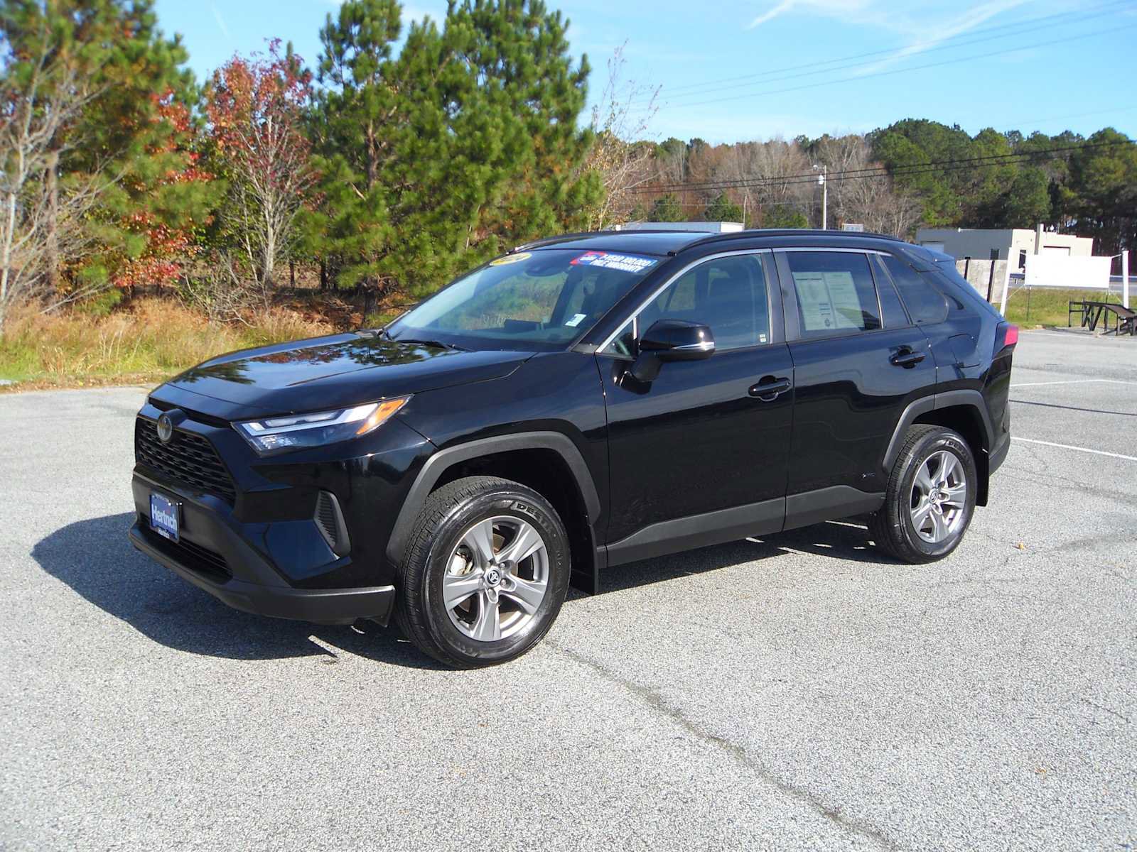 Used 2024 Toyota RAV4 XLE w/ Convenience Package