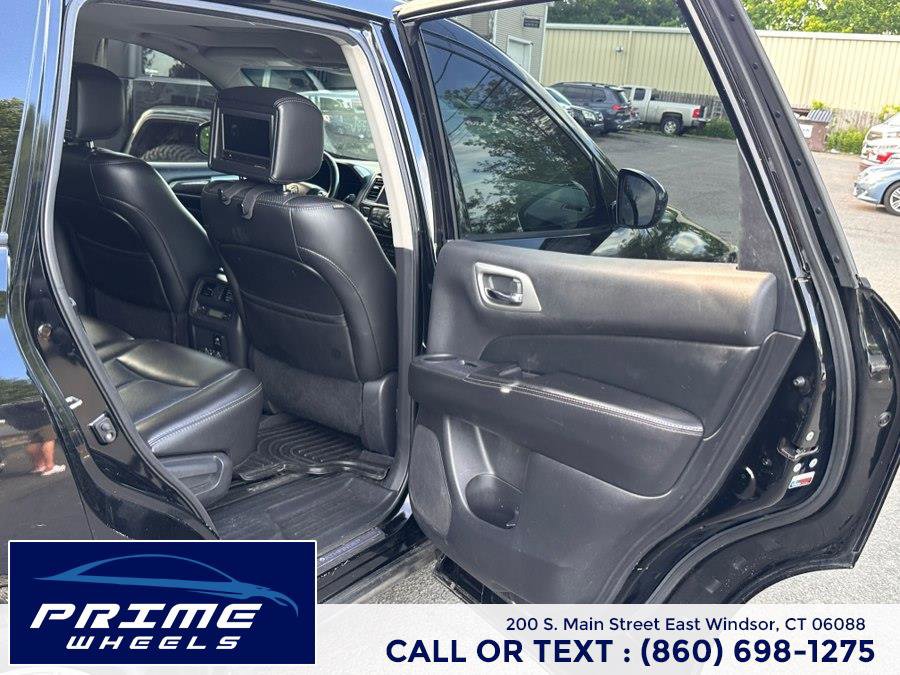 Used 2014 Nissan Pathfinder Platinum w/ Platinum Premium Package AWD/4WD image 13