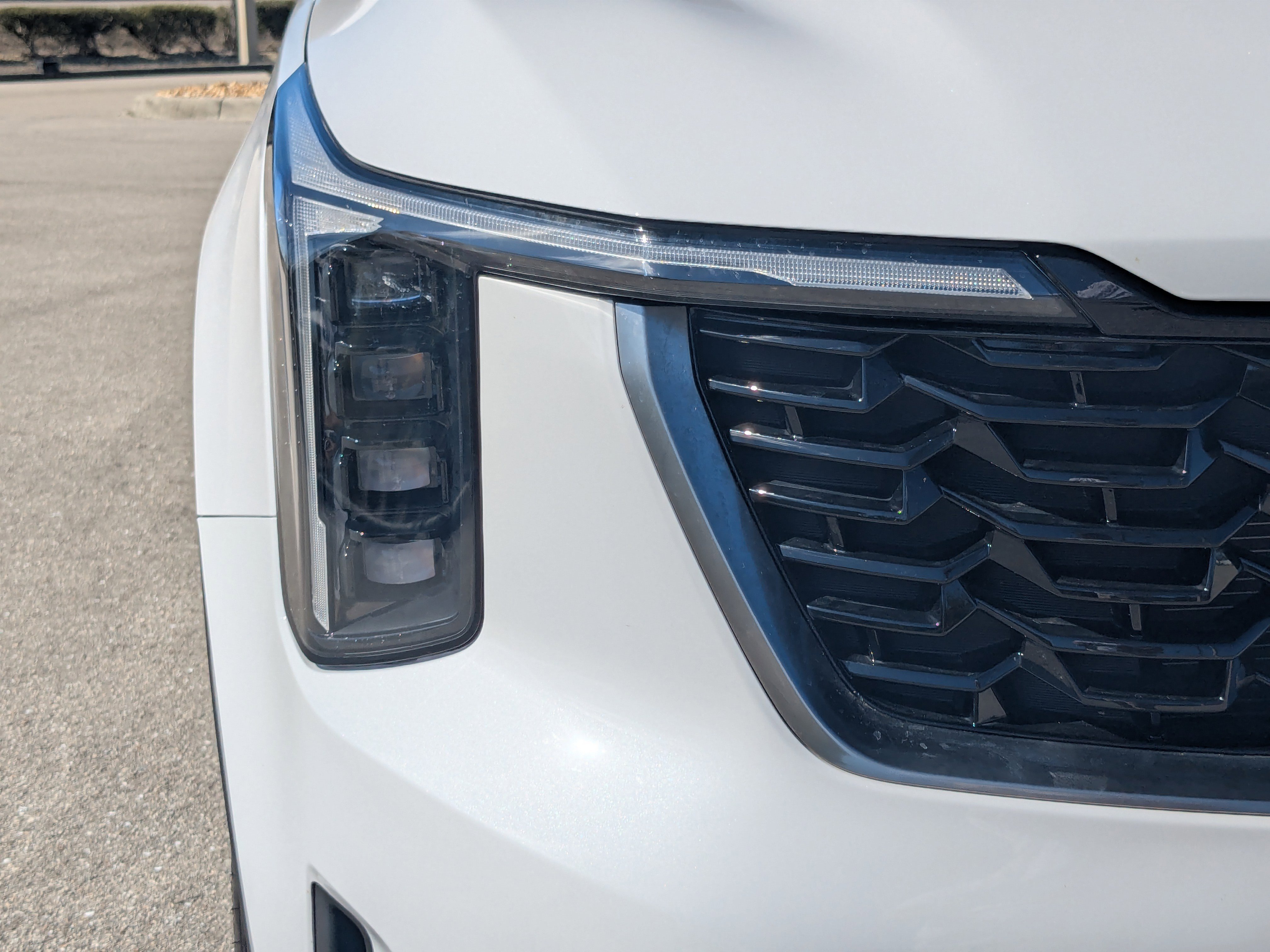 Certified 2025 Kia Sorento S image 10