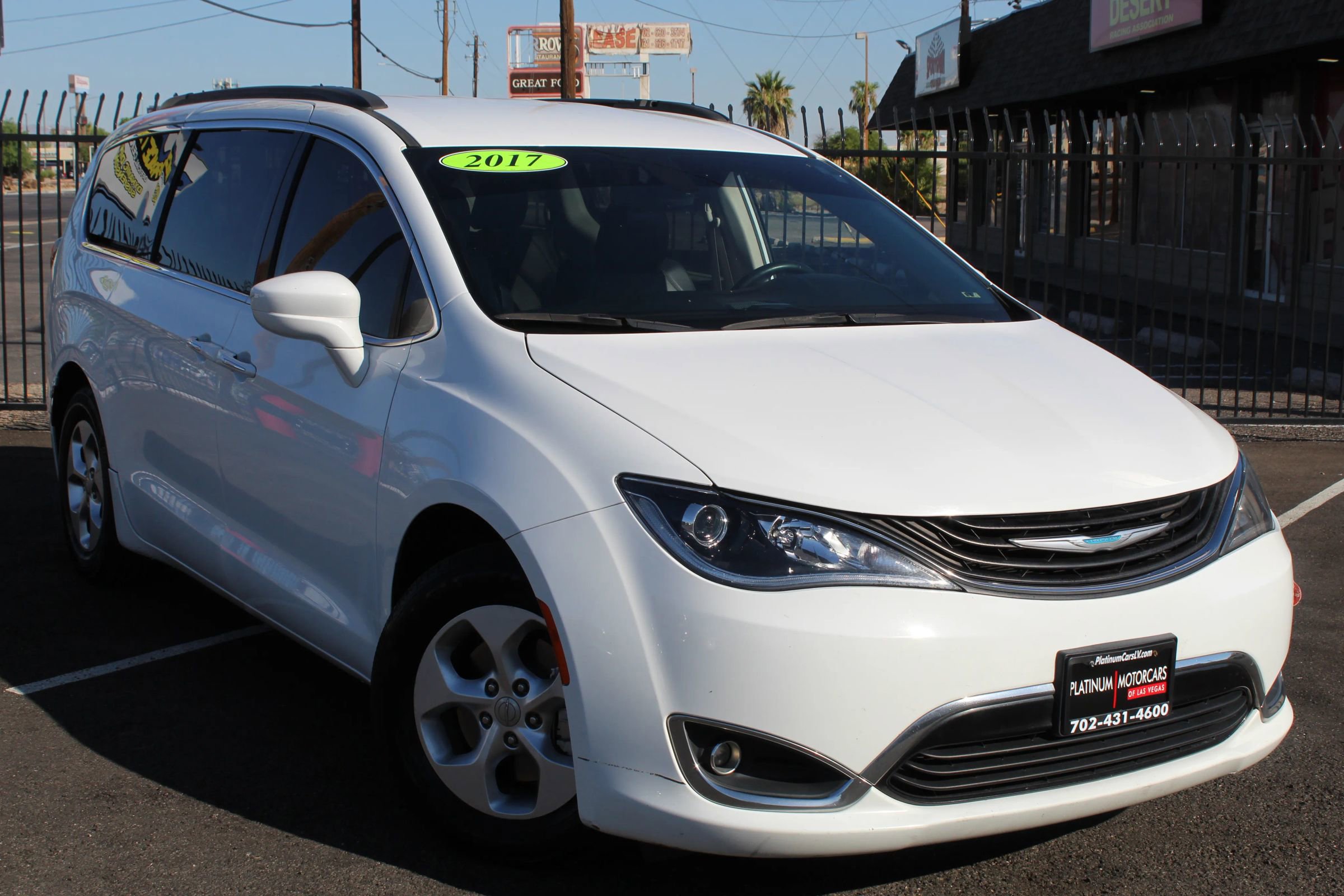 Used 2017 Chrysler Pacifica Premium