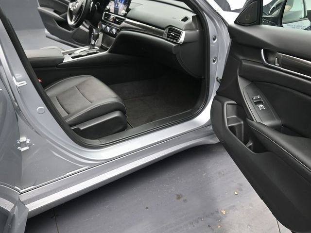 Used 2022 Honda Accord Sport image 16