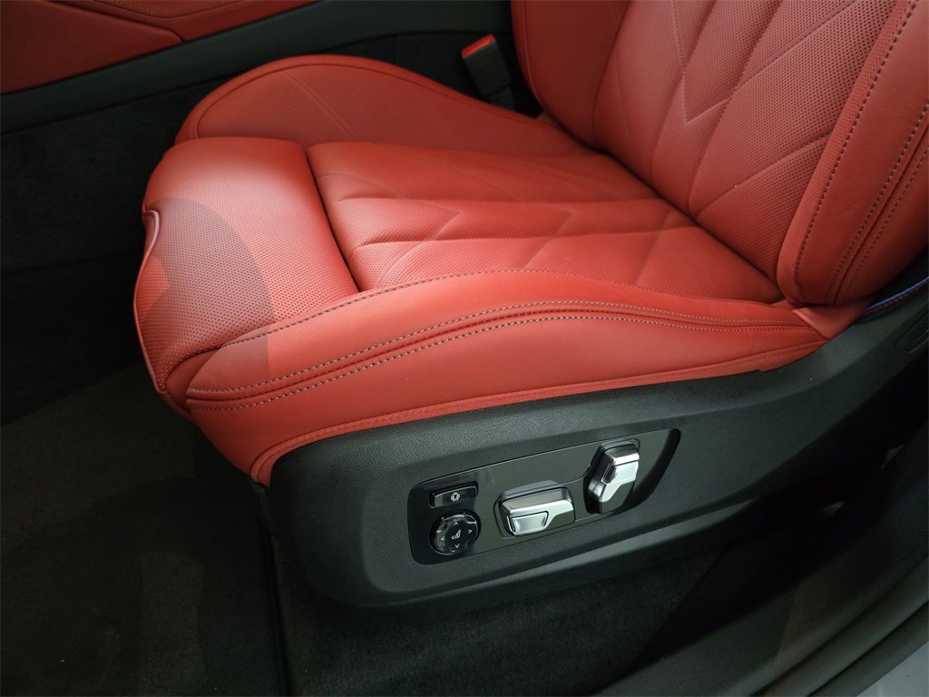 New 2026 BMW XM Label Red image 29