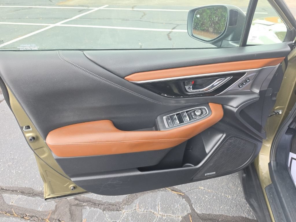 Used 2021 Subaru Outback Touring XT AWD/4WD image 14