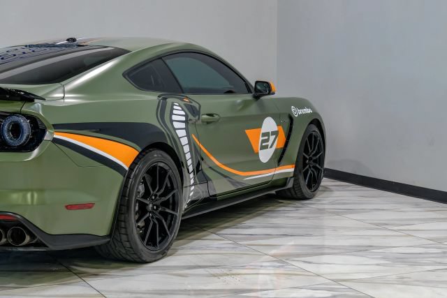 Used 2017 Ford Mustang Shelby GT350 w/ Electronics Package RWD image 13